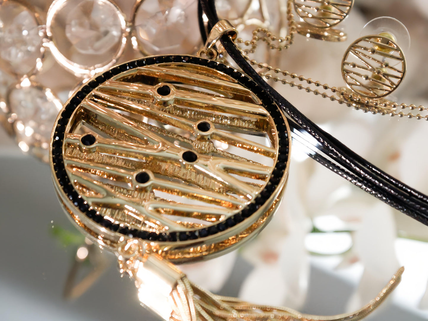 COLLAR - CORBATERA NEGRA