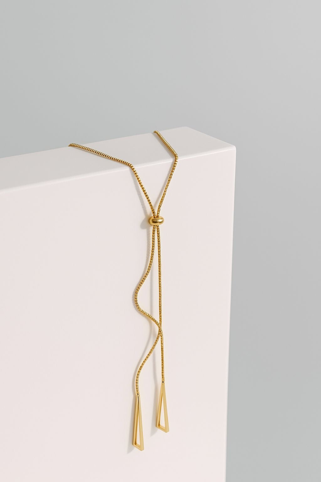 COLLAR - LAZOS DORADOS