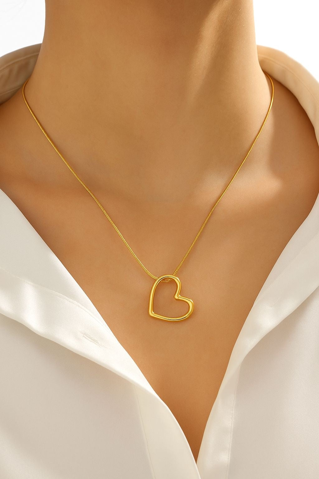 COLLAR - CORAZON ENLAZADO