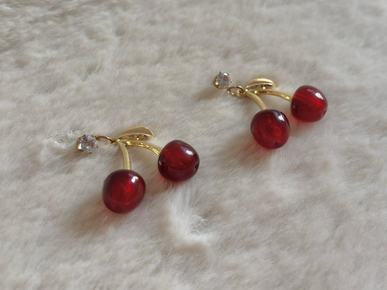 ARETE - CEREZA CON DORADO