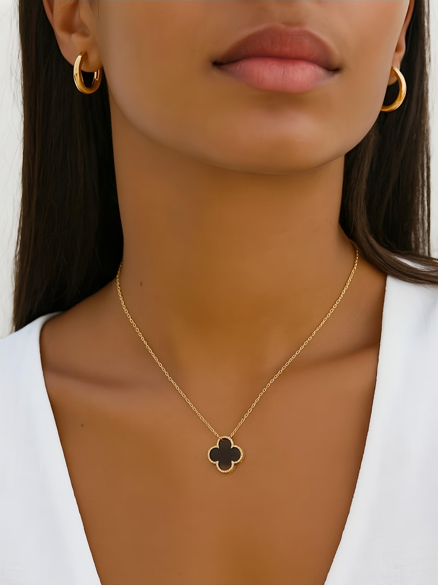 COLLAR - TREBOL NEGRO